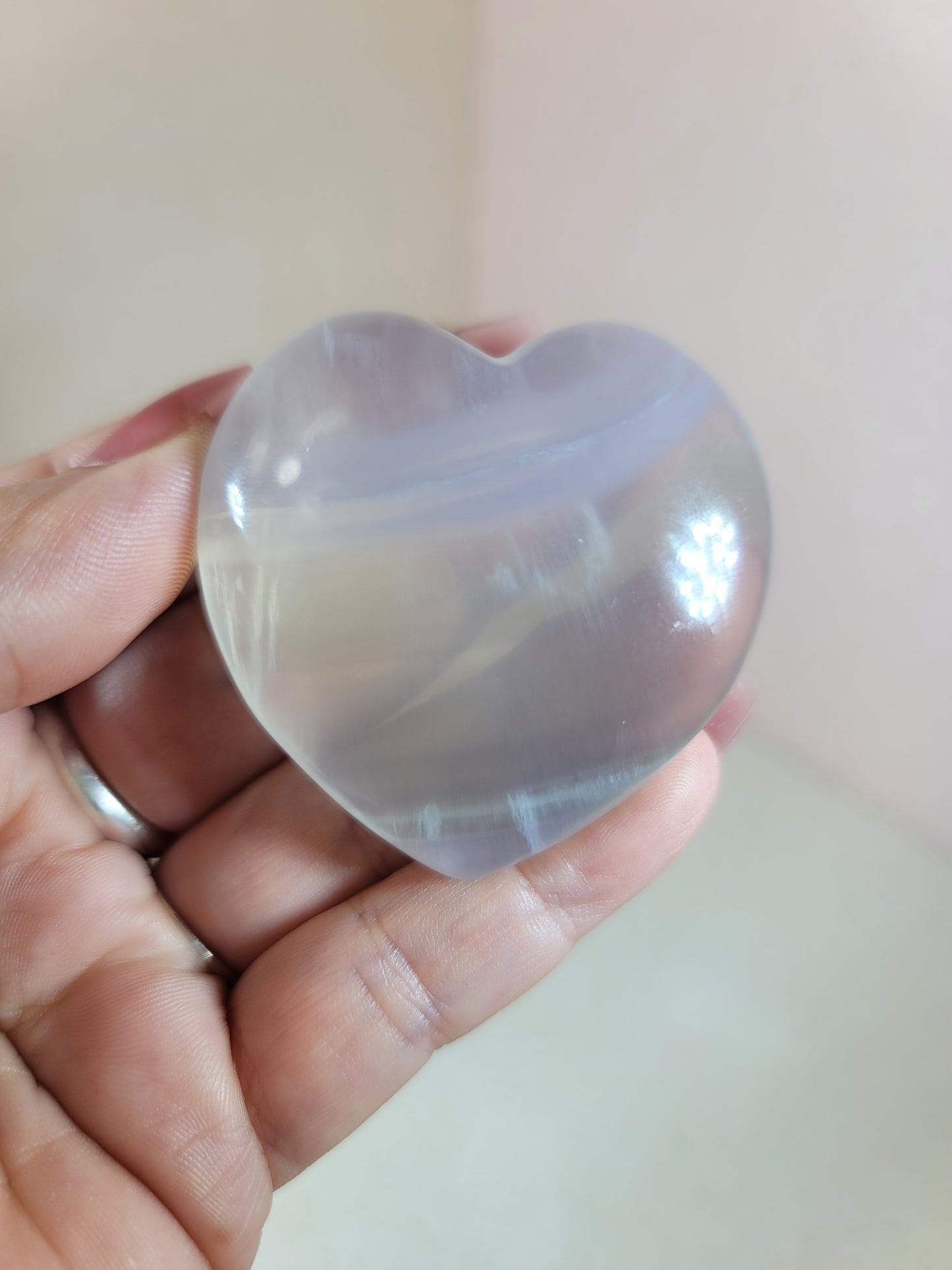 (X) High Quality Lavender Yytrium Fluorite Puffy Heart