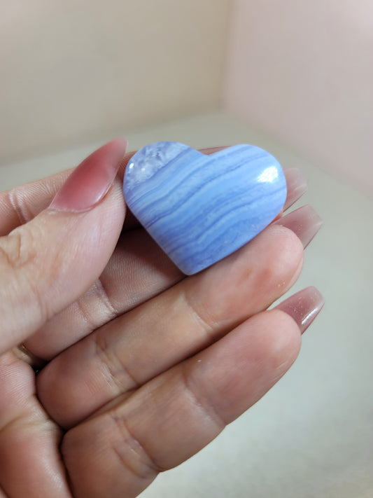 (B) High Quality Blue Lace Agate Pocket Heart
