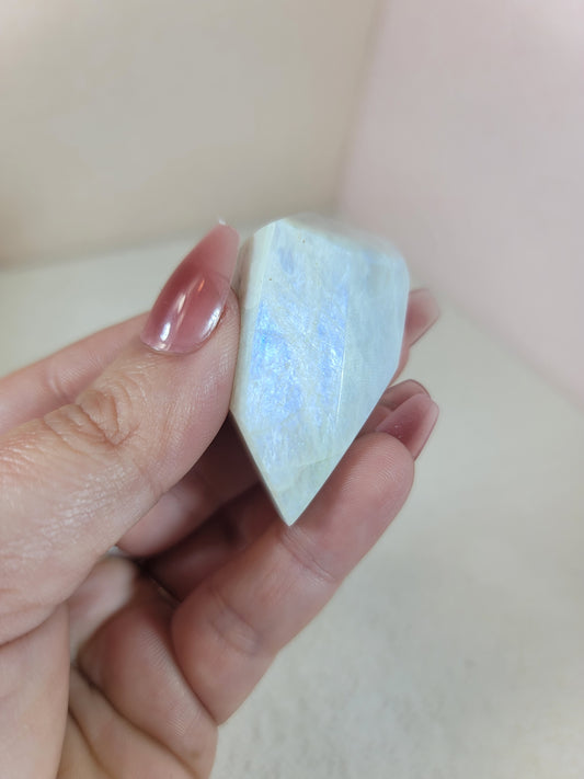 (G) White Rainbow Moonstone Faceted Freeform w/Blue Flash
