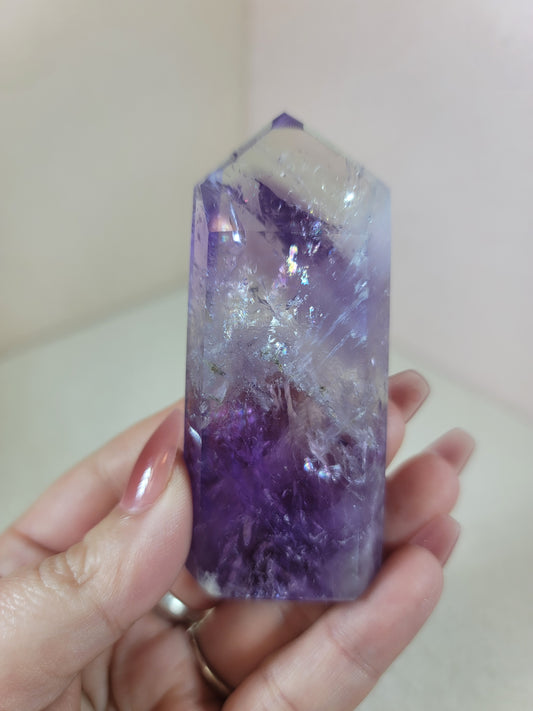 (E) High Quality Phantom Amethyst Tower Point from Brazil