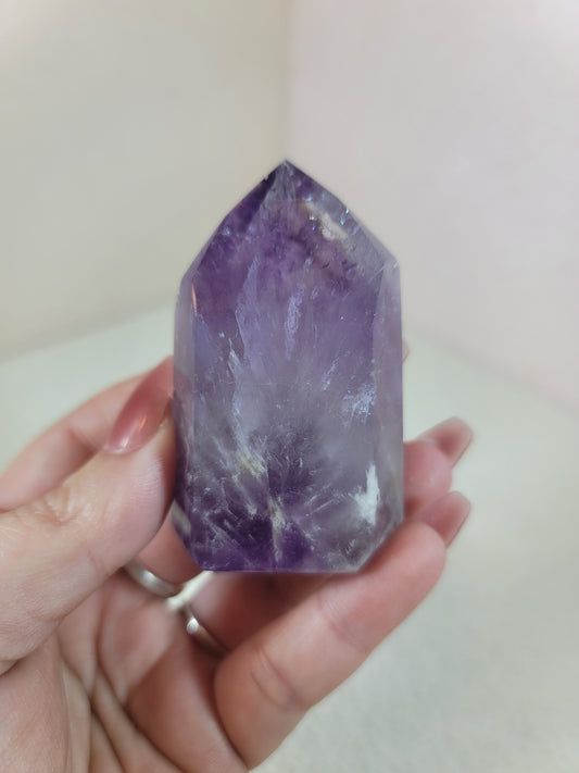 ( I ) High Quality Phantom Amethyst Tower Point from Brazil