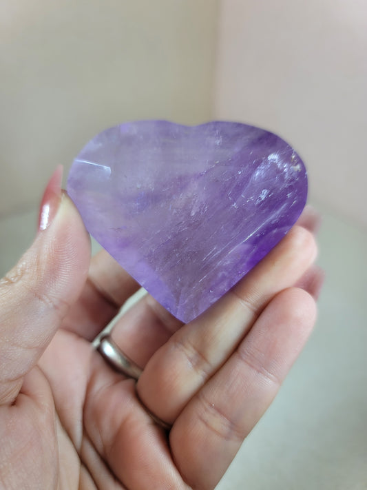 (C) High Quality Faceted Amethyst Heart from Brazil