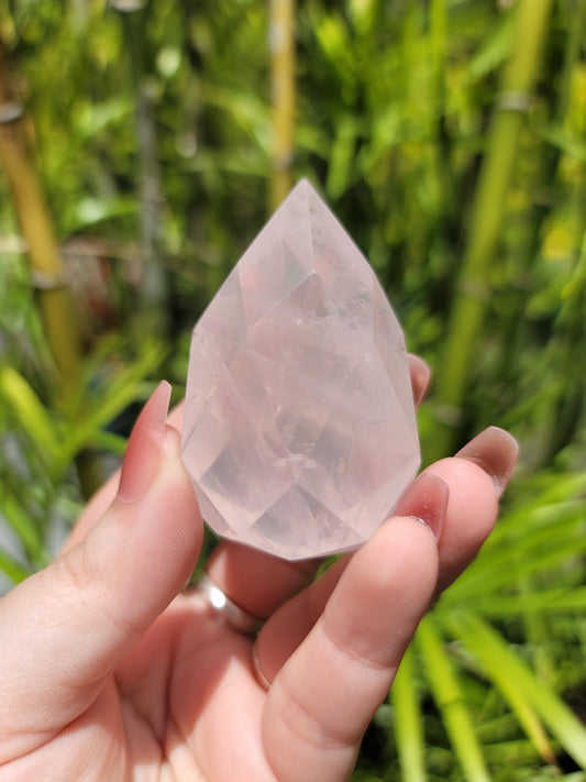 (D) Jelly Rose Quartz Faceted Flame from Brazil