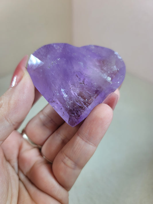 (F) High Quality Faceted Amethyst Heart from Brazil