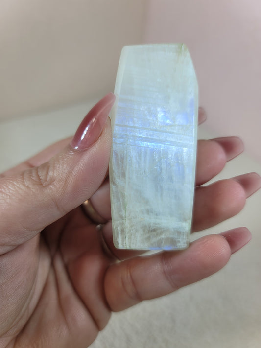 (D) White Rainbow Moonstone Faceted Freeform w/Blue Flash